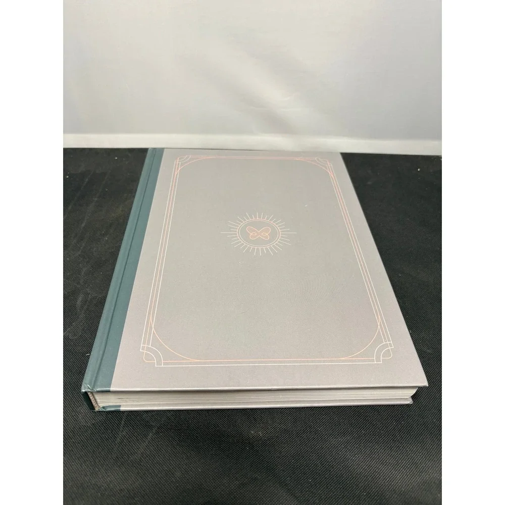 Dolly Parton Storyteller Hardback Book